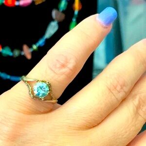 Stunning Sterling Silver Ring with a CZ Stone